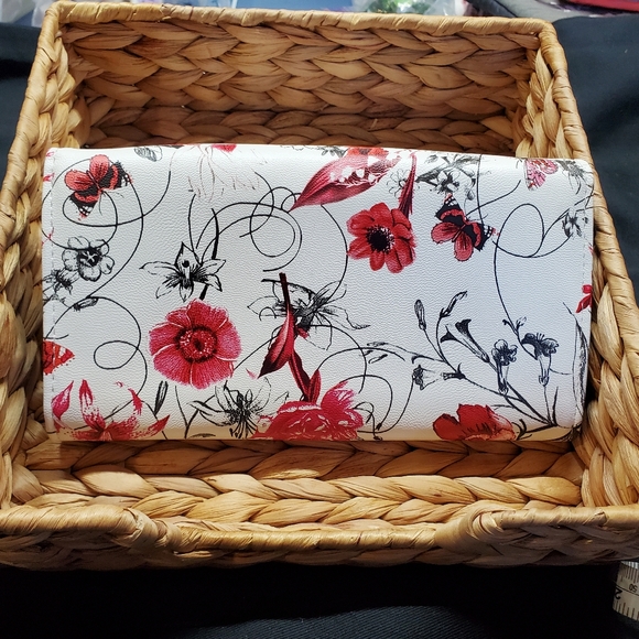 White Pink Floral Wallet - Picture 2 of 5